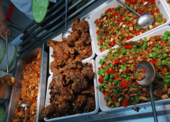 这份轻飘飘的荣誉背